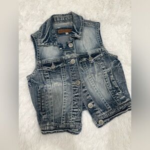 Wall Flower Jean Vest